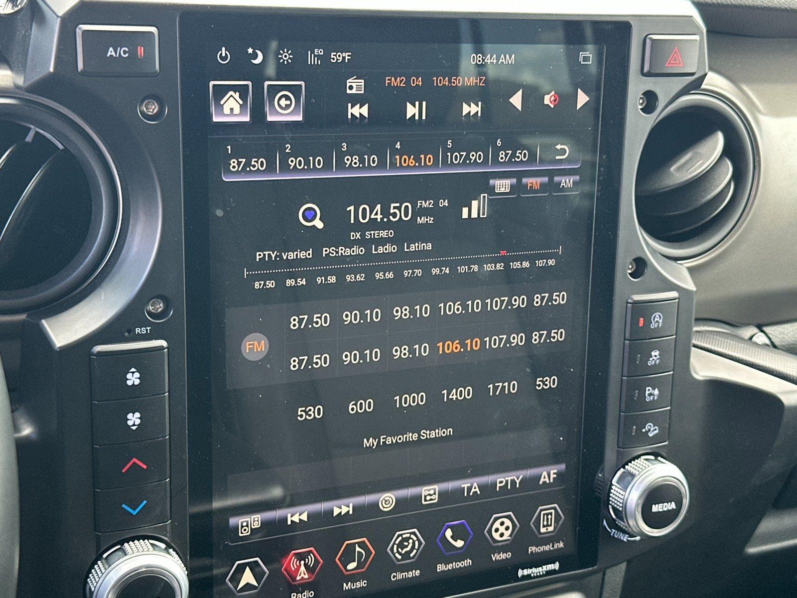 Used 2022 Jeep Wrangler Unlimited Sport AWD/4WD image 21