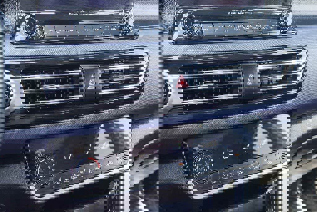 Used 2022 Kia Seltos Nightfall Edition image 21