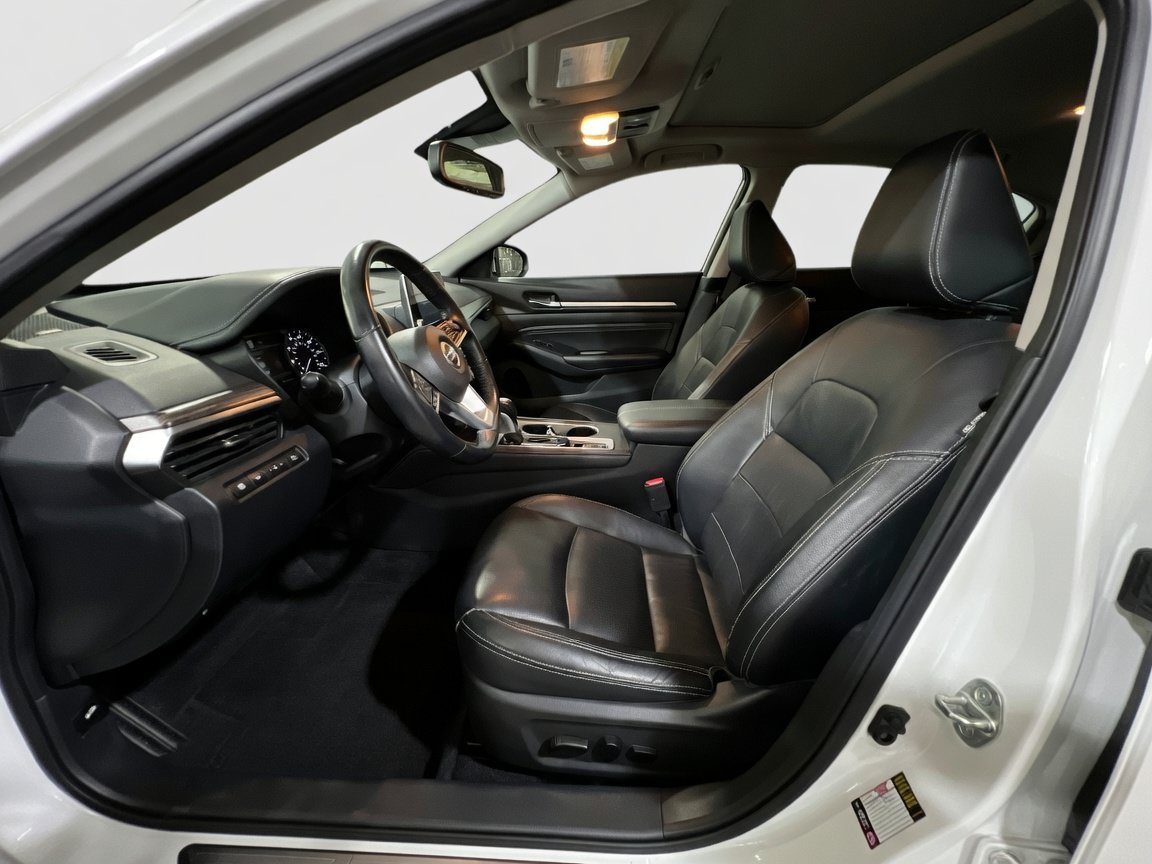 Used 2019 Nissan Altima 2.5 Platinum FWD image 15