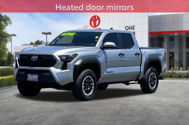 Used 2024 Toyota Tacoma TRD Off-Road w/ TRD Off Road Premium Package AWD/4WD image 10