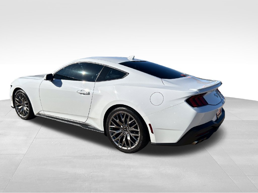 Used 2024 Ford Mustang Premium RWD image 3