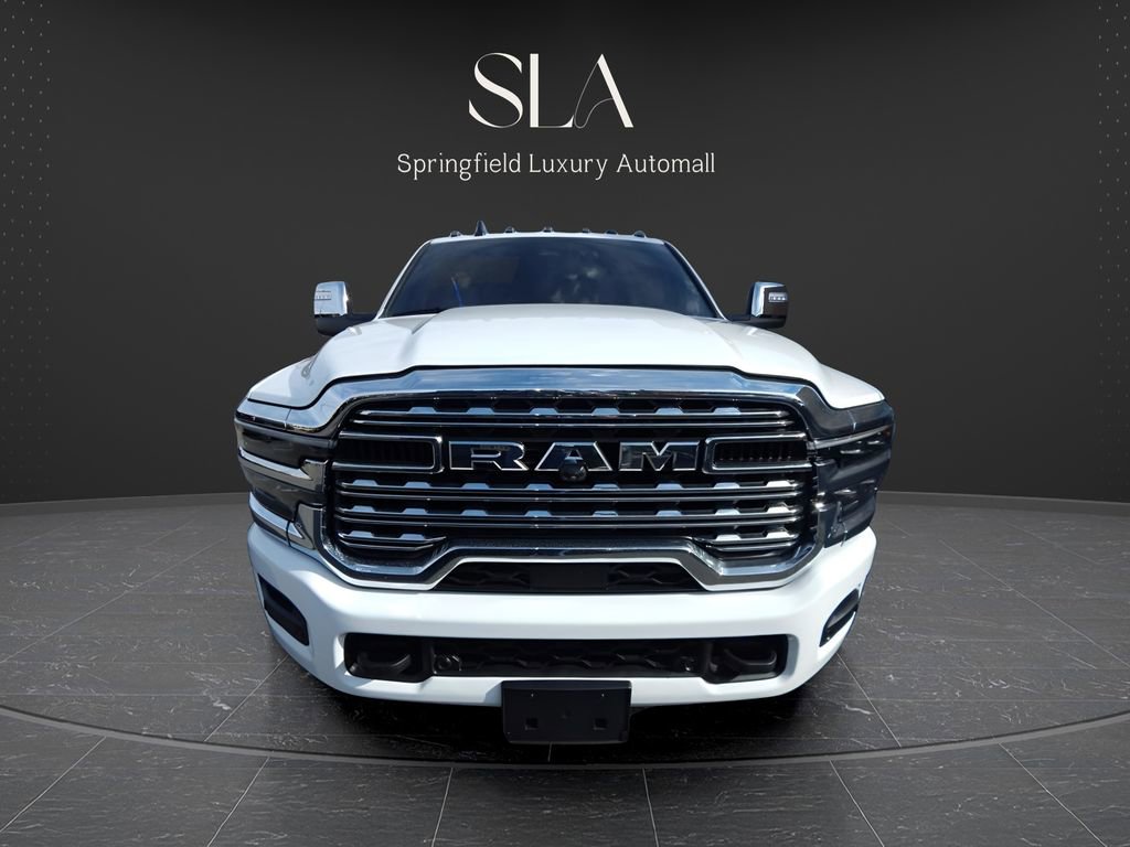 Used 2025 RAM 3500 Limited image 2