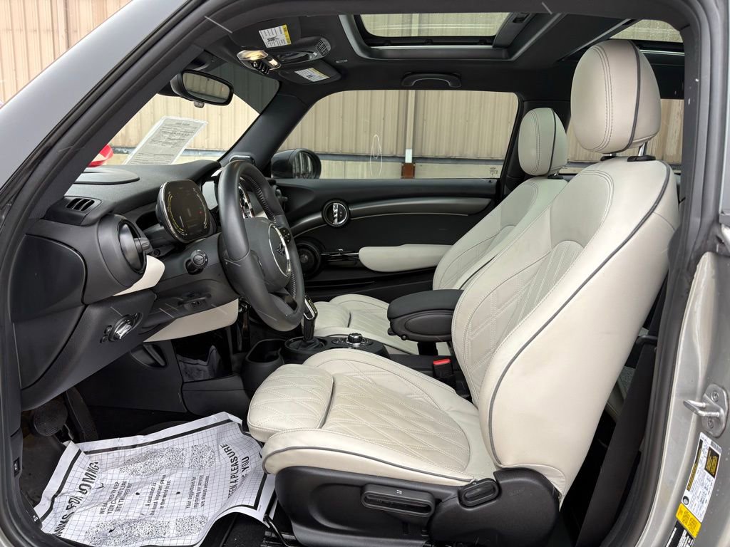Used 2024 MINI Cooper SE image 18