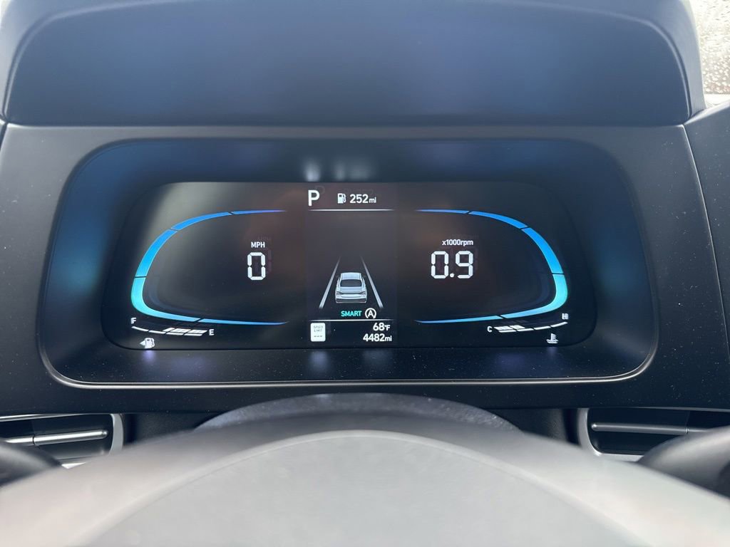 Used 2026 Hyundai Elantra SE image 21