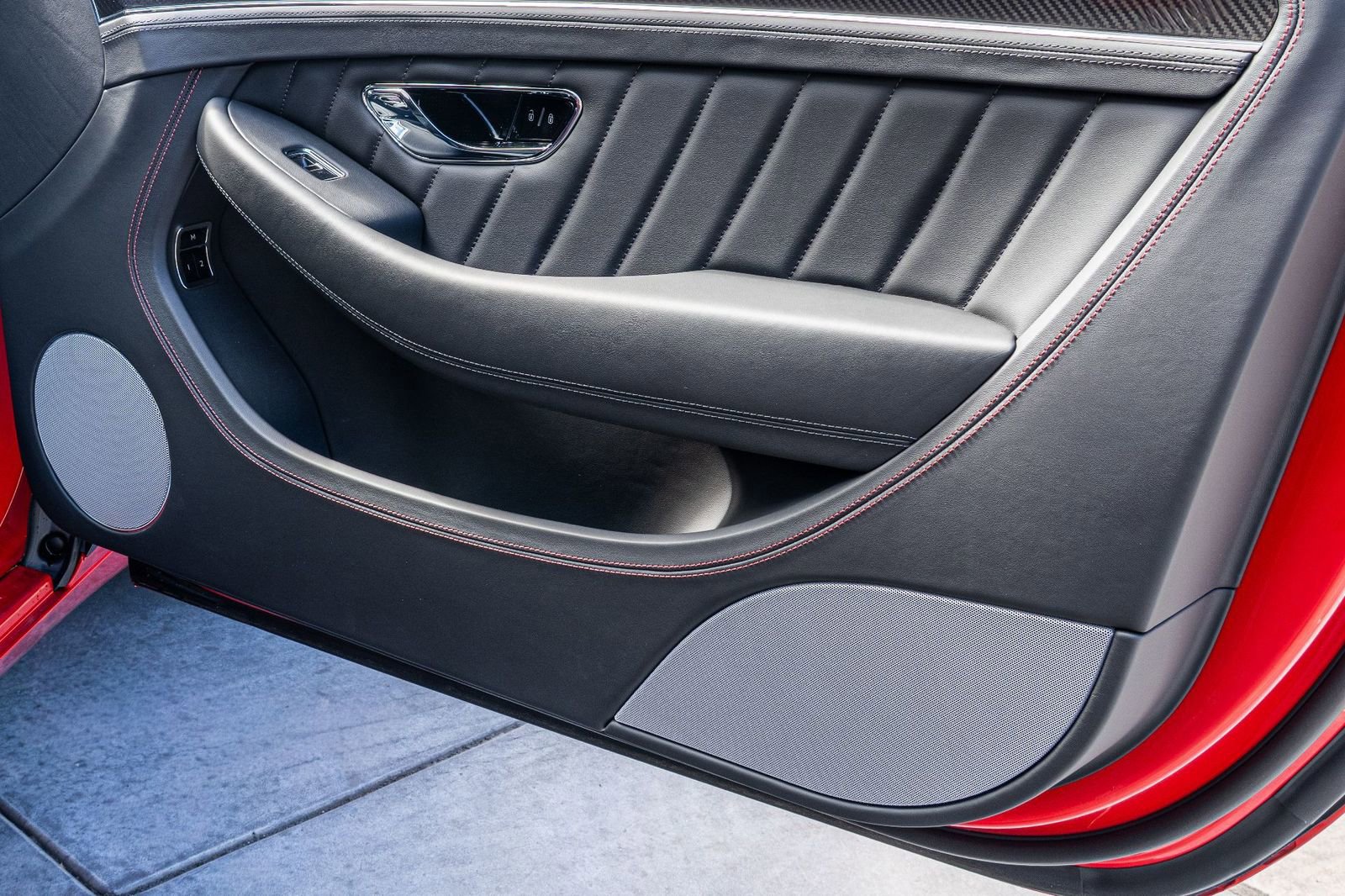 Used 2024 Bentley Continental GT image 29