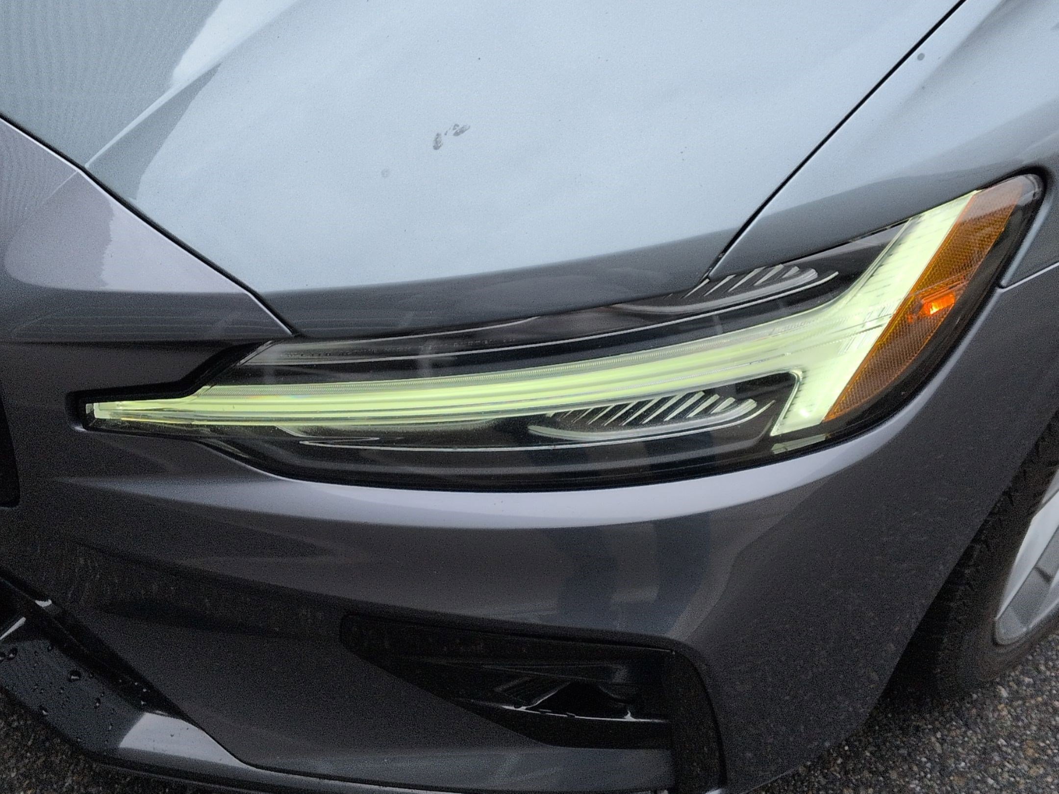 Used 2021 Volvo S60 T5 Momentum w/ Advanced Package image 10