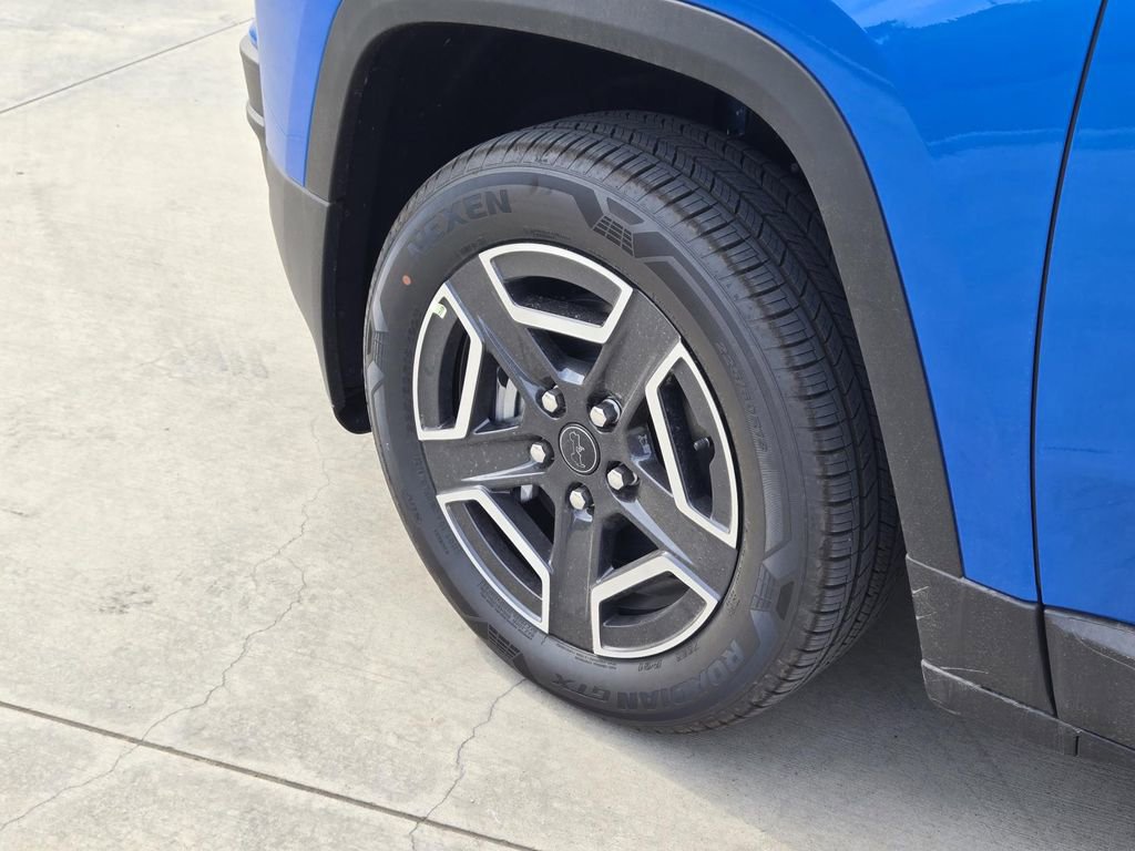New 2026 Jeep Cherokee Laredo AWD/4WD image 6
