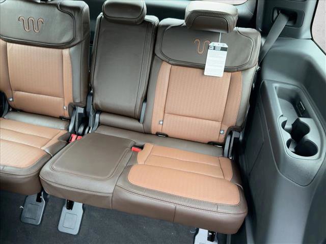 New 2025 Ford Expedition King Ranch image 17