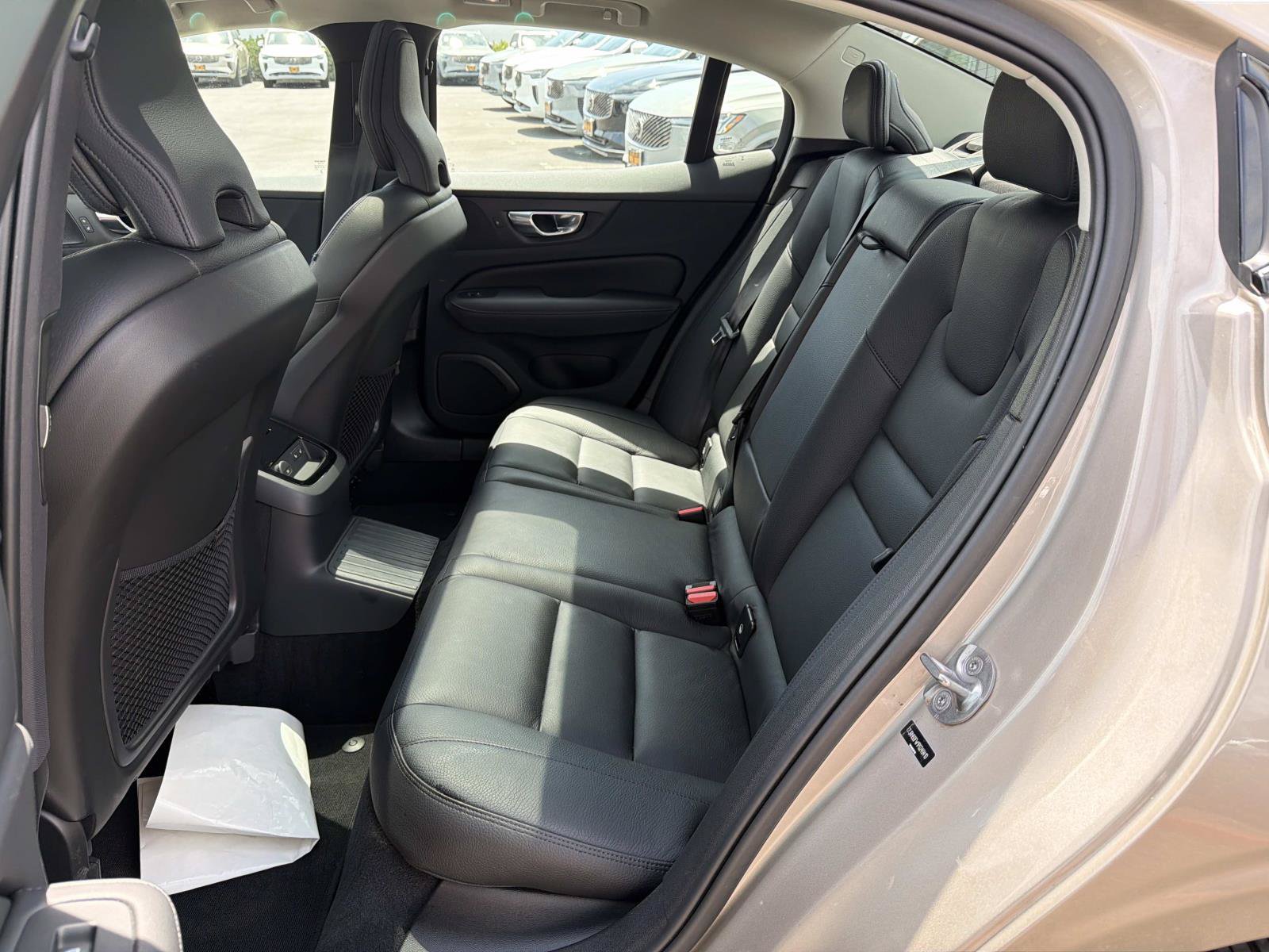 Certified 2023 Volvo S60 T8 Plus w/ Climate Package AWD/4WD image 21