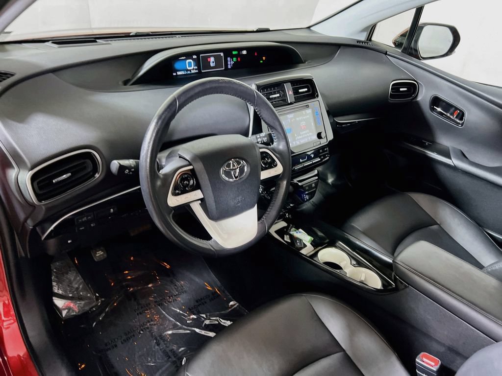 Used 2016 Toyota Prius Four w/ Advanced Technology Package FWD image 9