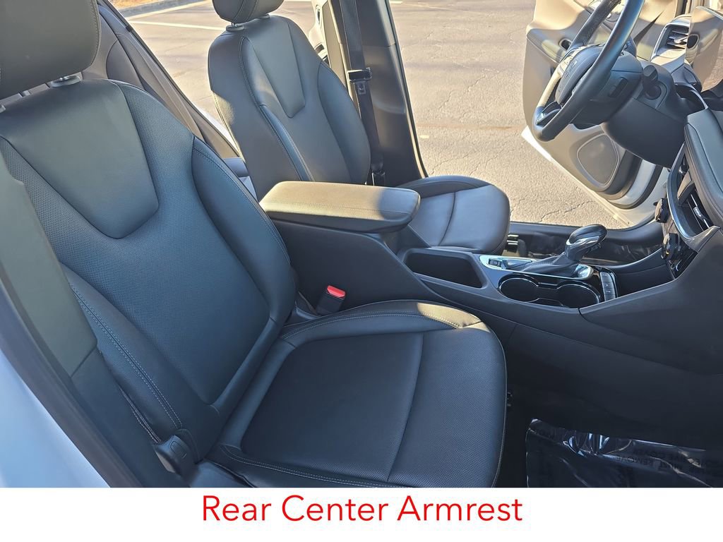 Used 2024 Buick Encore GX Sport Touring w/ Comfort Package image 11