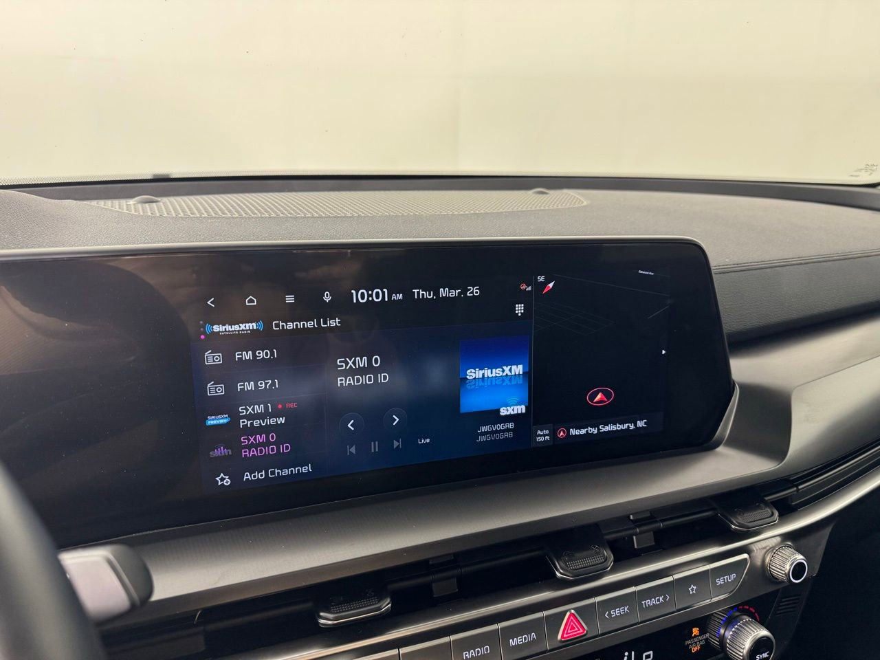 Used 2025 Kia Telluride S image 16