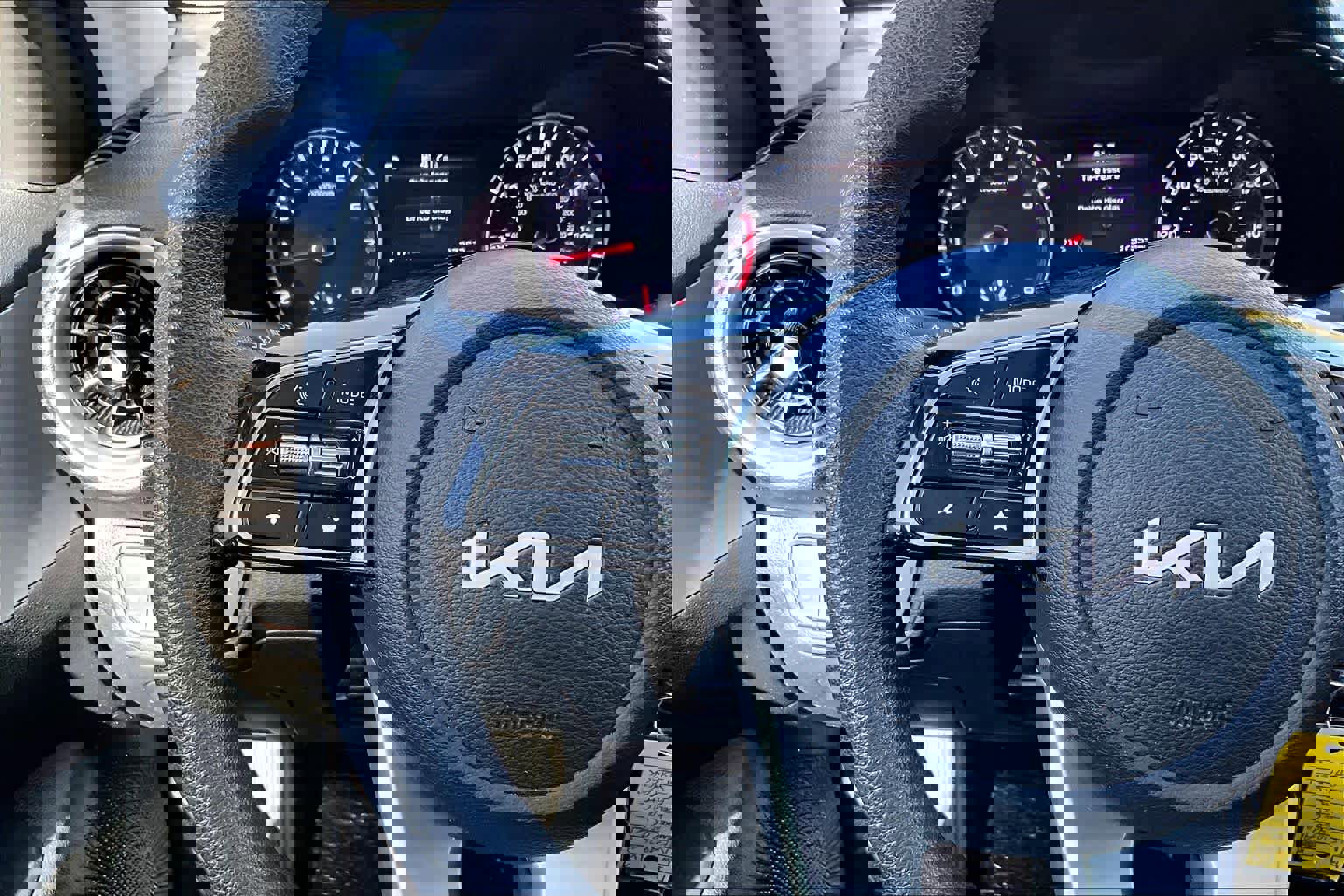 Used 2022 Kia Forte LXS w/ LXS Technology Package image 23