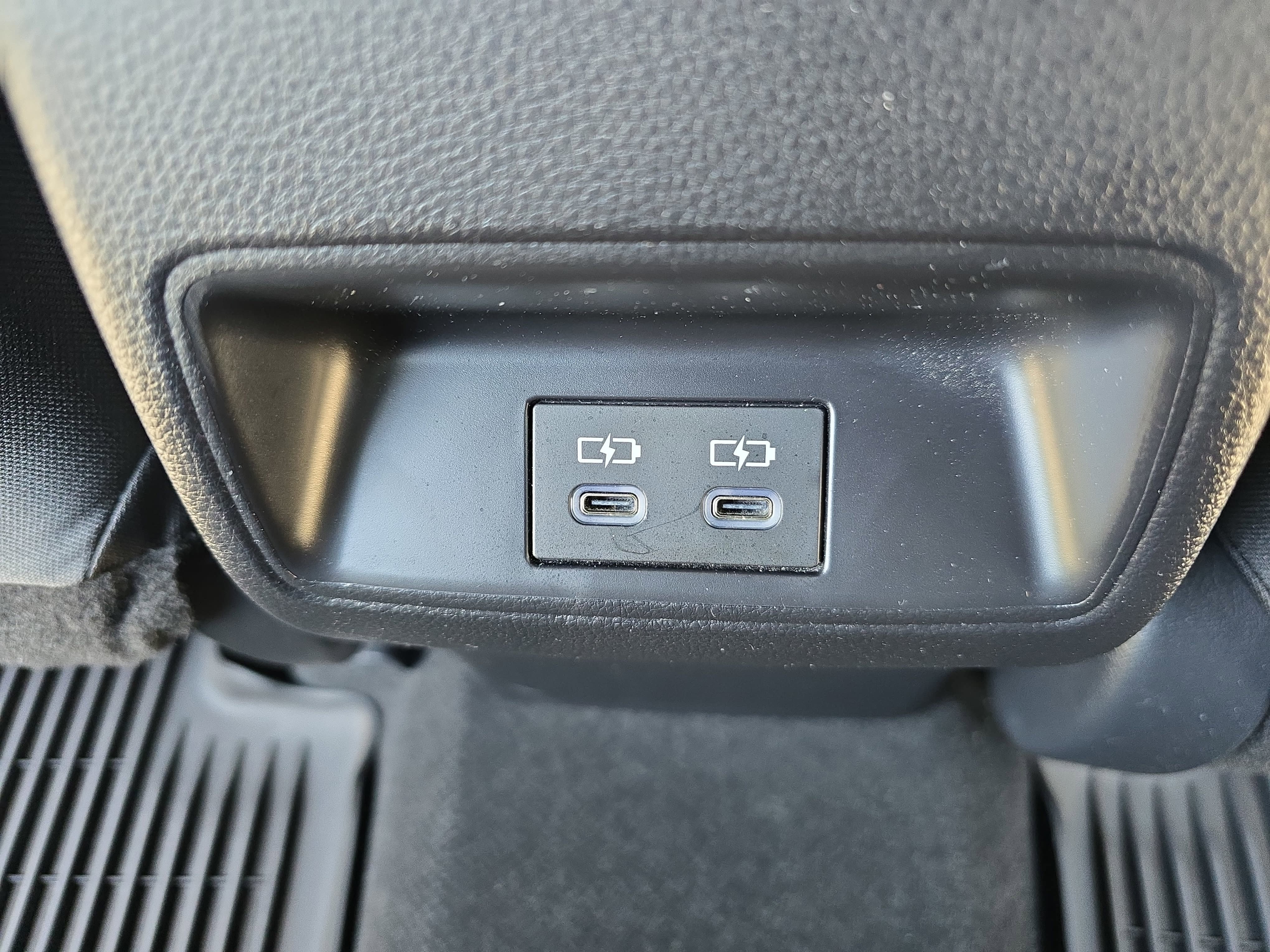 Used 2024 Toyota Corolla SE FWD image 12