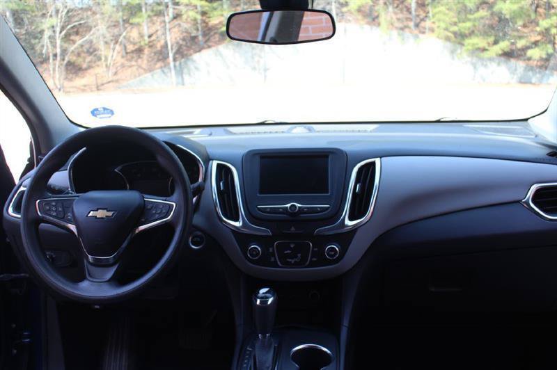 Used 2021 Chevrolet Equinox LT FWD image 12