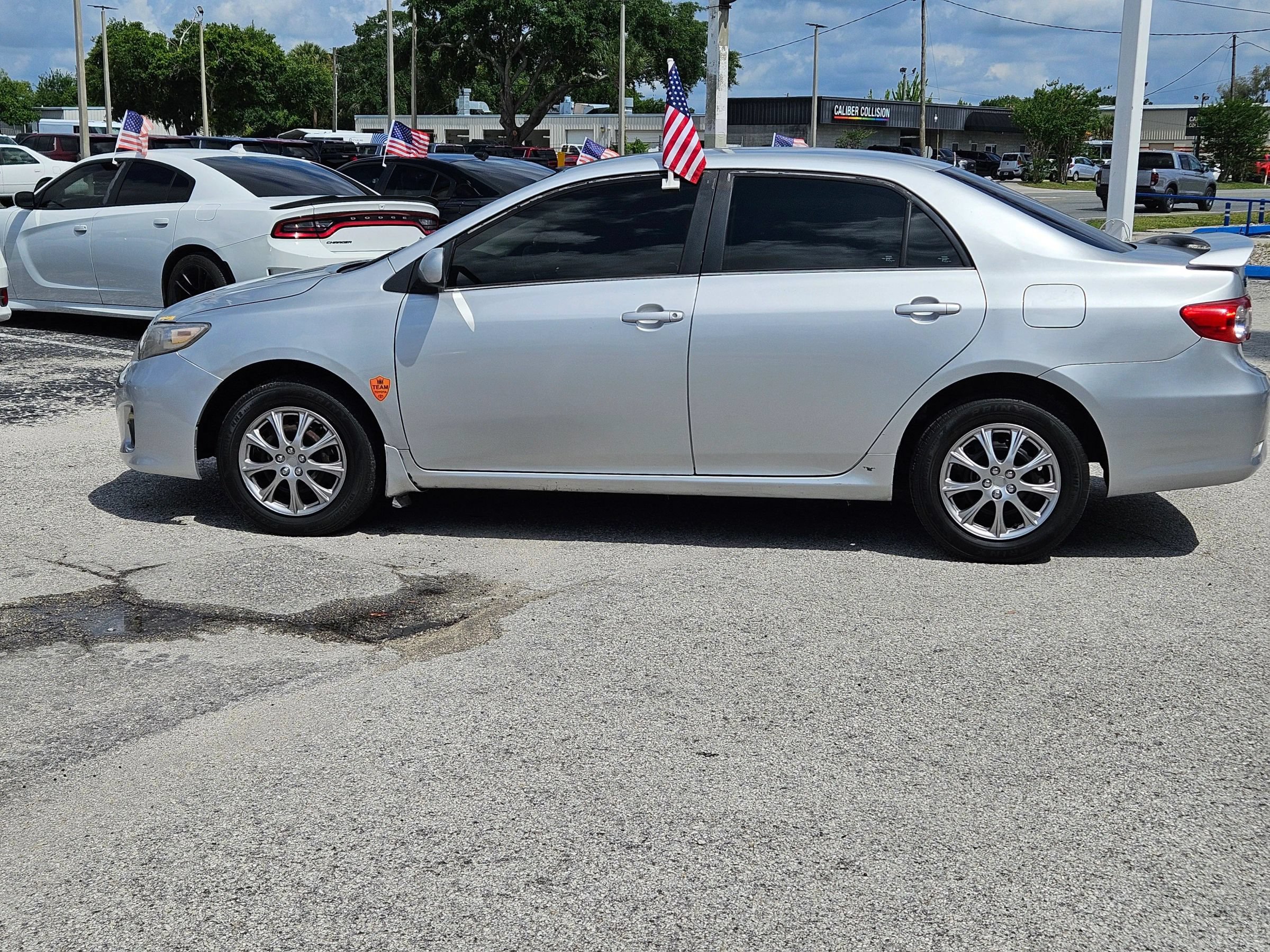Used 2013 Toyota Corolla LE FWD image 5