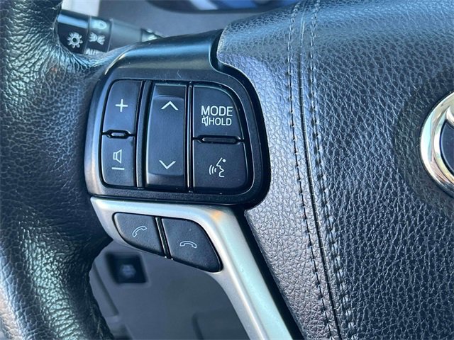 Certified 2020 Toyota Sienna XLE image 24