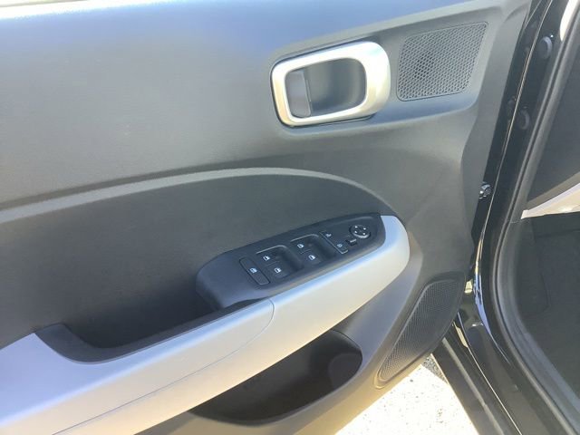 Certified 2026 Hyundai Venue SEL image 20