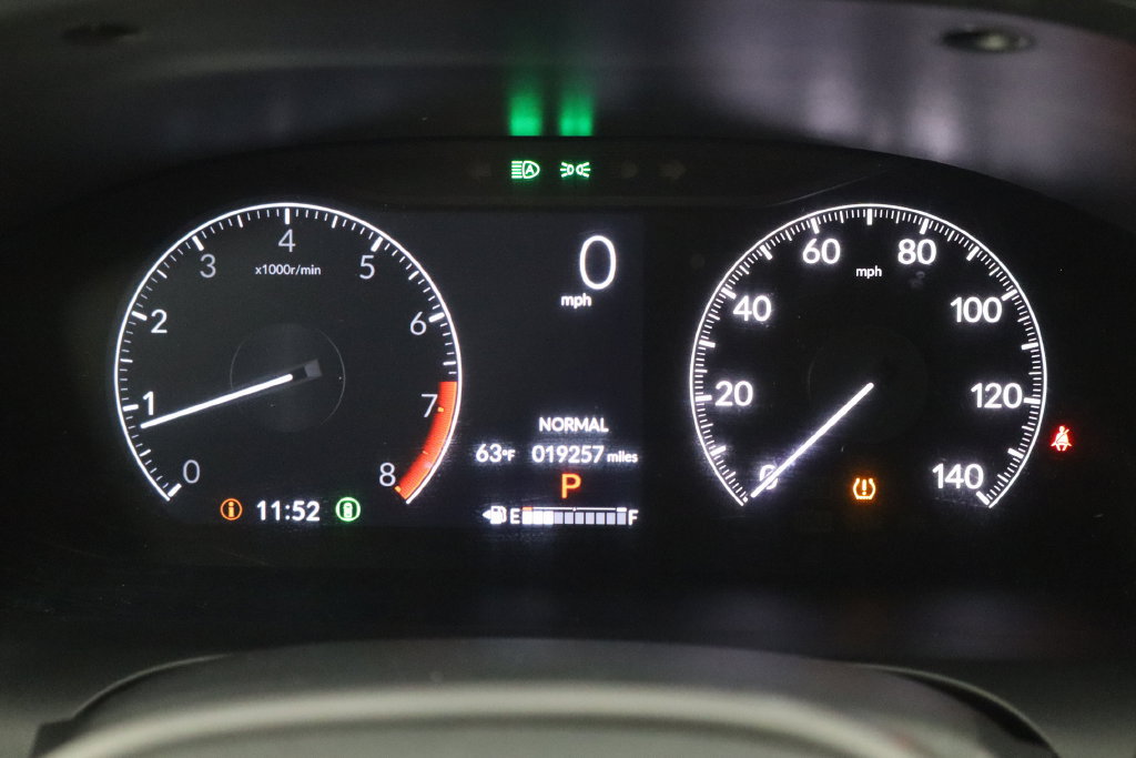Used 2024 Honda HR-V LX image 11