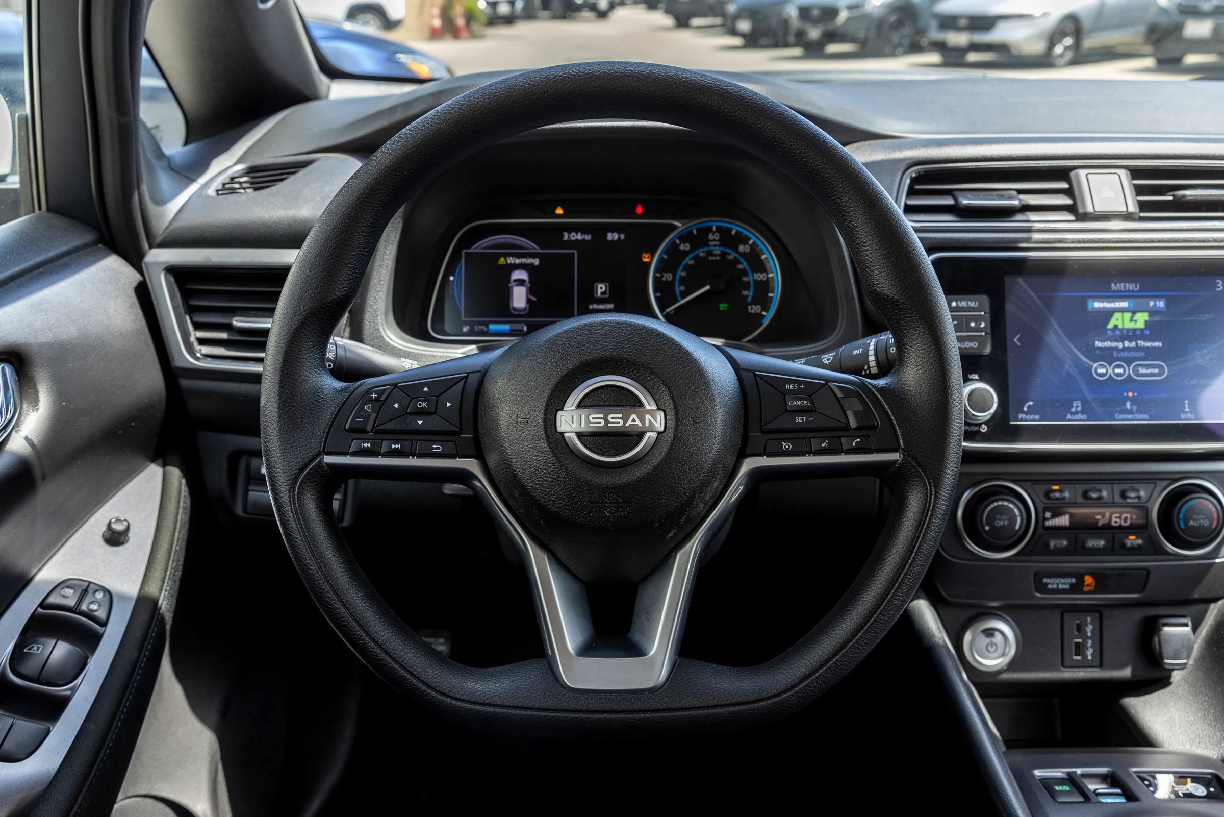 Used 2025 Nissan Leaf S FWD image 29