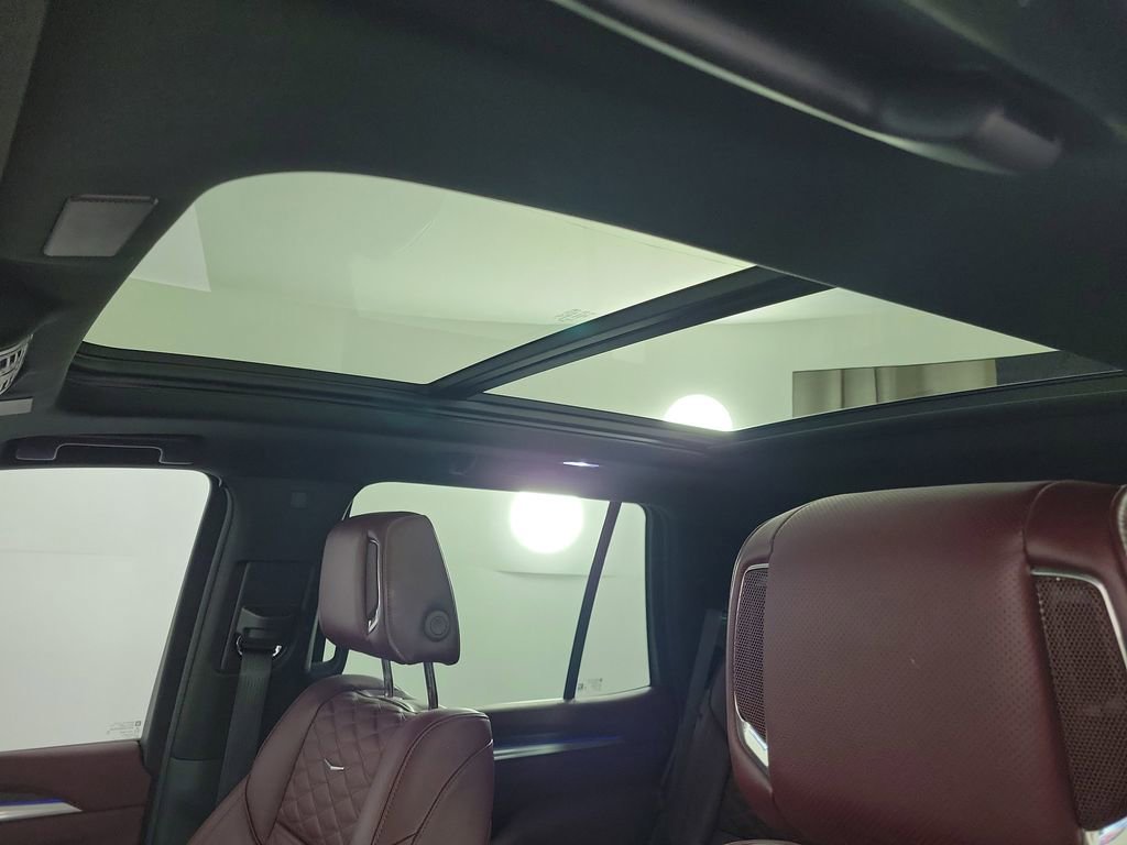 Certified 2025 Cadillac Escalade Sport w/ Touring Package image 18