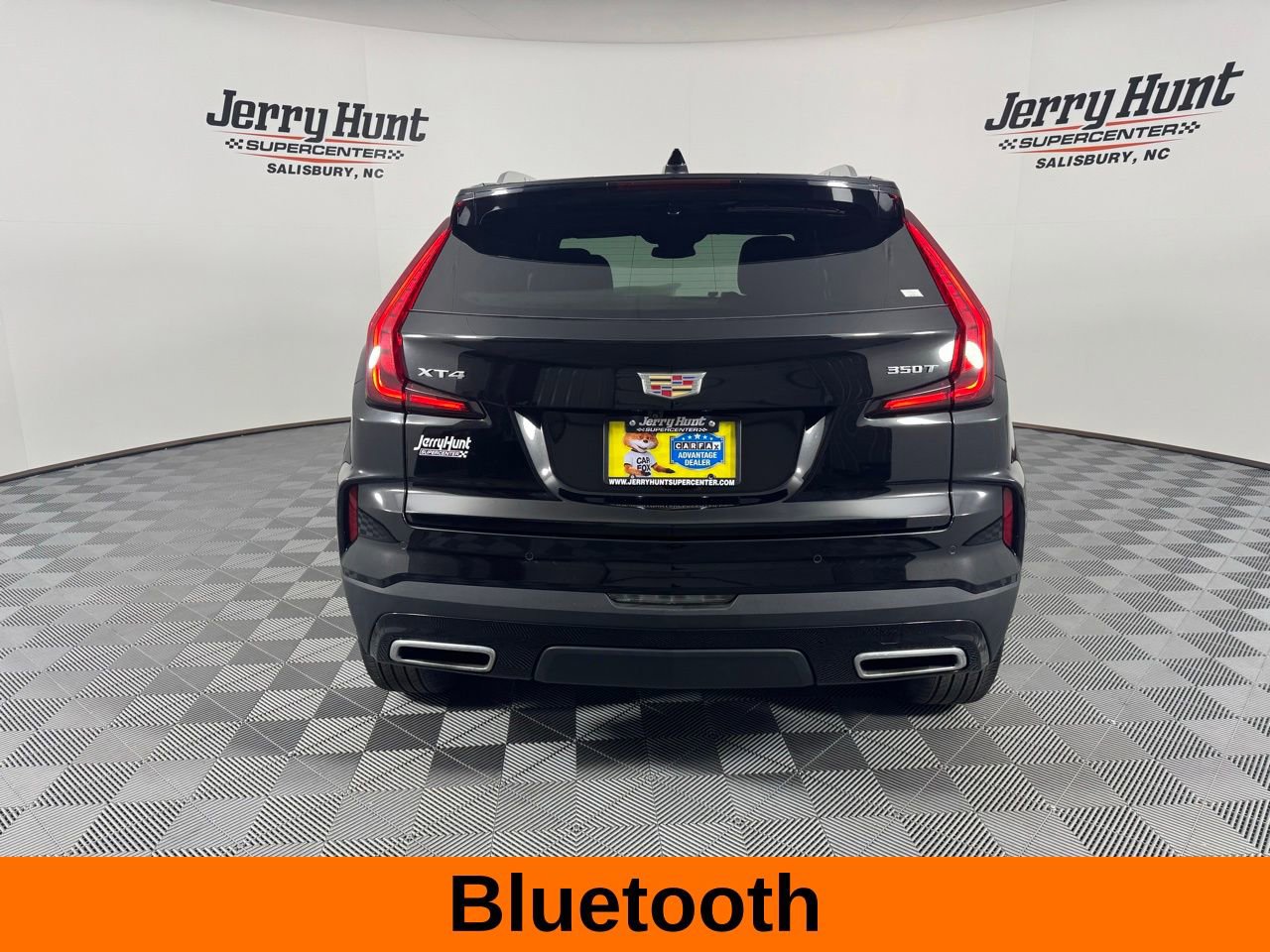 Used 2025 Cadillac XT4 Premium Luxury image 7