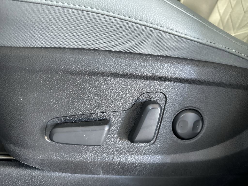 Used 2024 Kia Telluride EX X-Line image 16