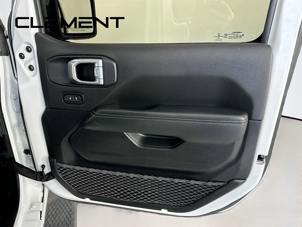 Used 2023 Jeep Wrangler Unlimited Sahara w/ Cold Weather Group image 34