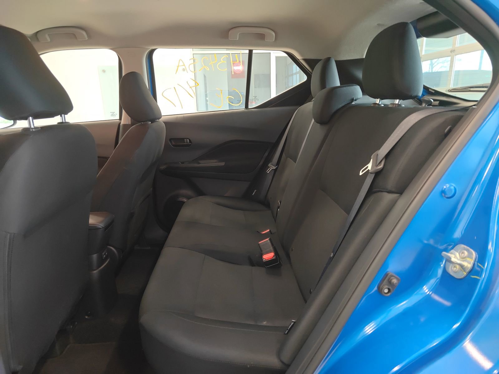 Used 2025 Nissan Kicks Play S image 11