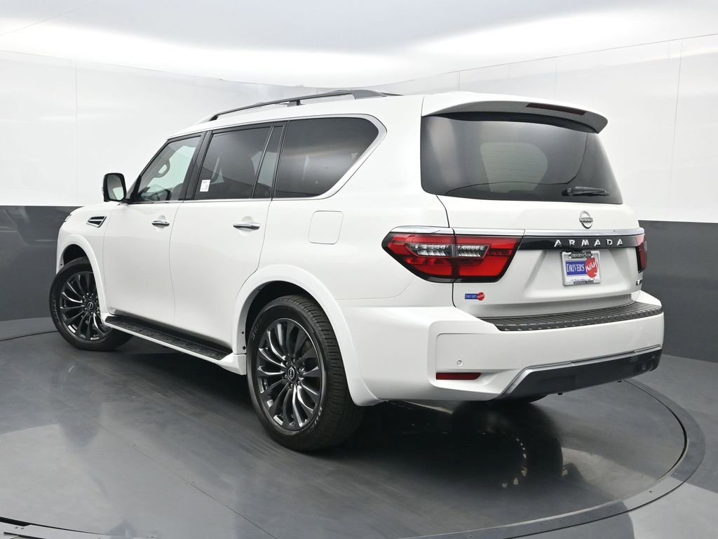 Used 2024 Nissan Armada Platinum w/ Captain's Chairs Package image 27