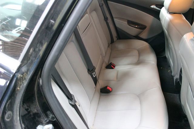 Used 2012 Buick Verano FWD image 9