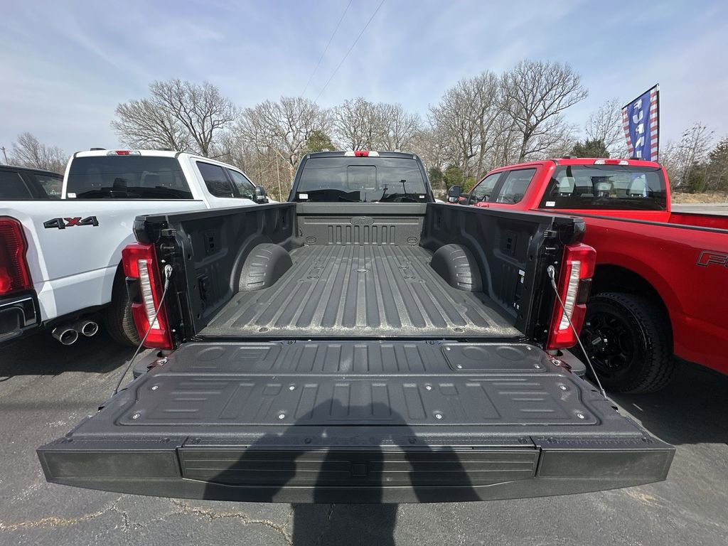New 2026 Ford F250 XLT w/ XLT Premium Package AWD/4WD image 16