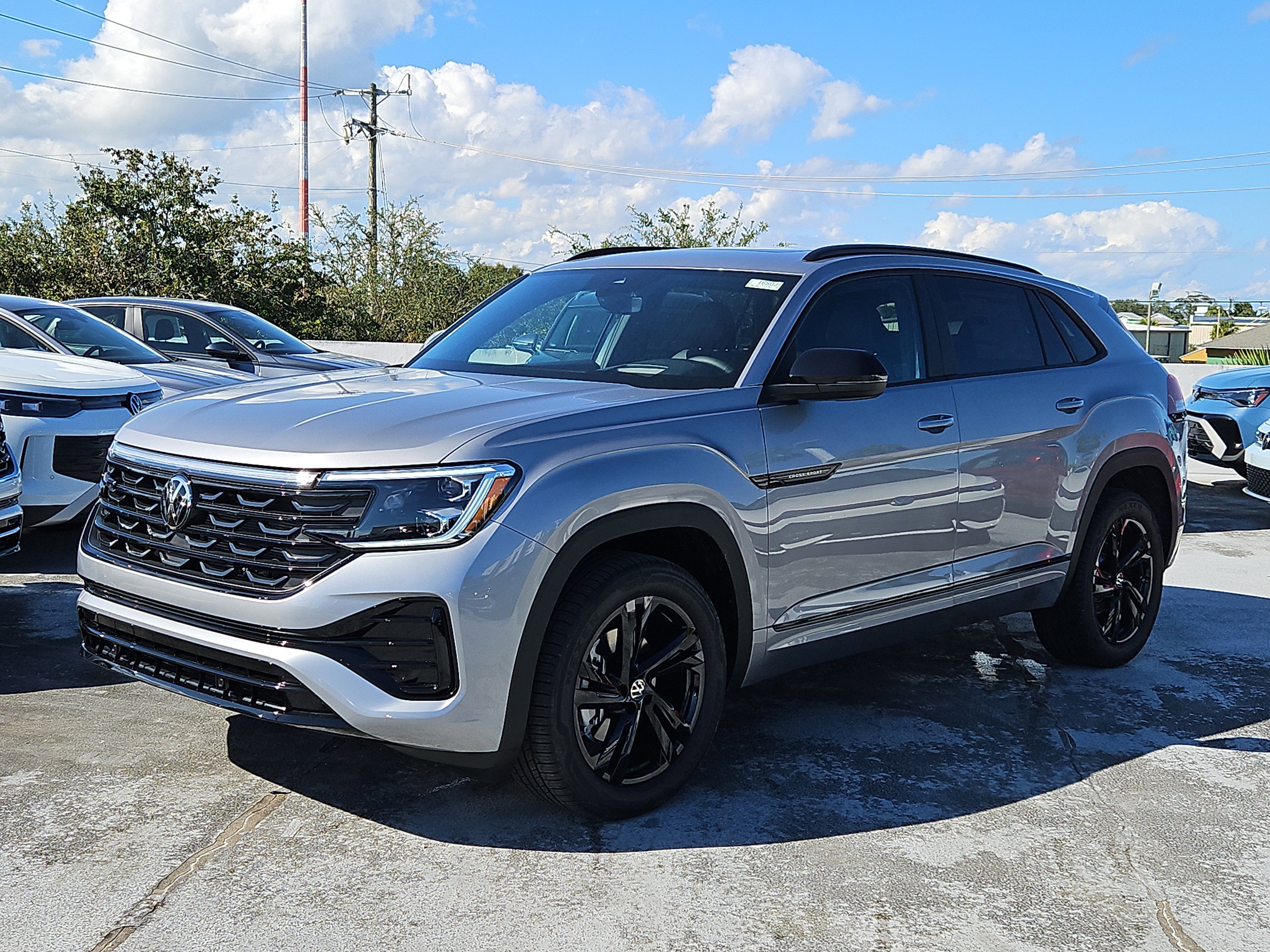 New 2026 Volkswagen Atlas Cross Sport SEL R-Line image 2
