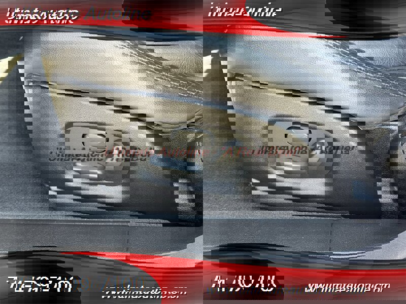 Used 2004 Jaguar XJ8 image 27