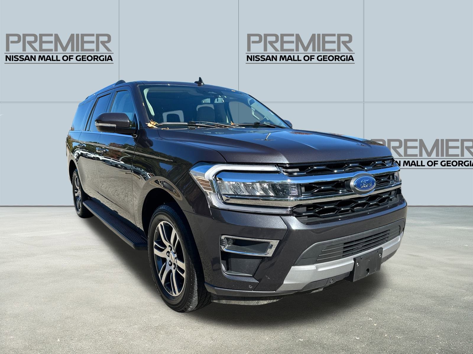Used 2024 Ford Expedition Max Limited image 3