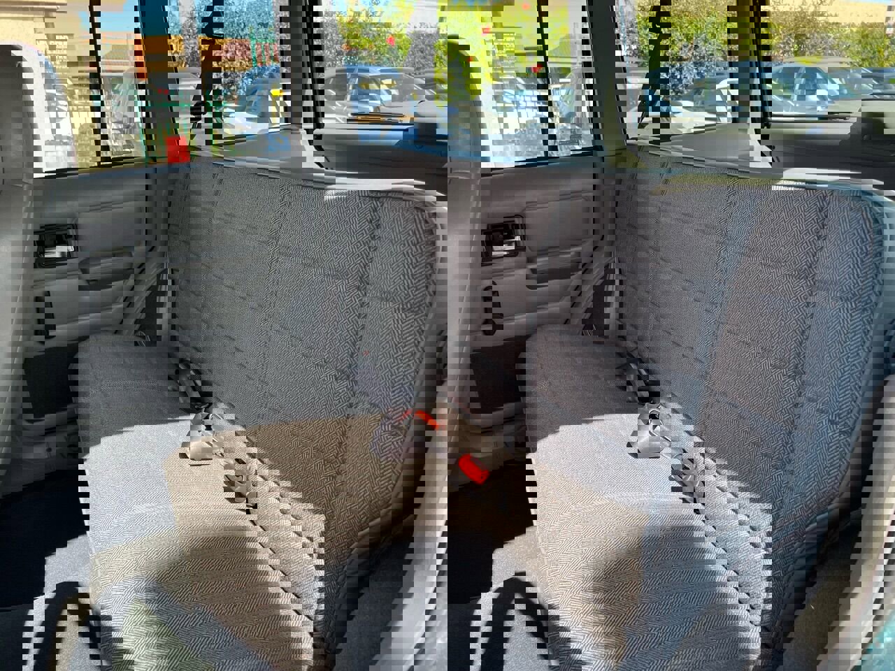 Used 1996 Jeep Cherokee 4WD 4-Door image 32