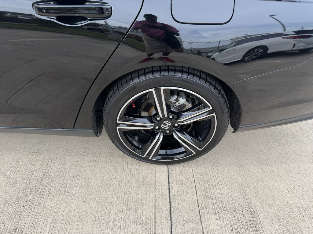 Certified 2023 Honda Accord Sport image 32