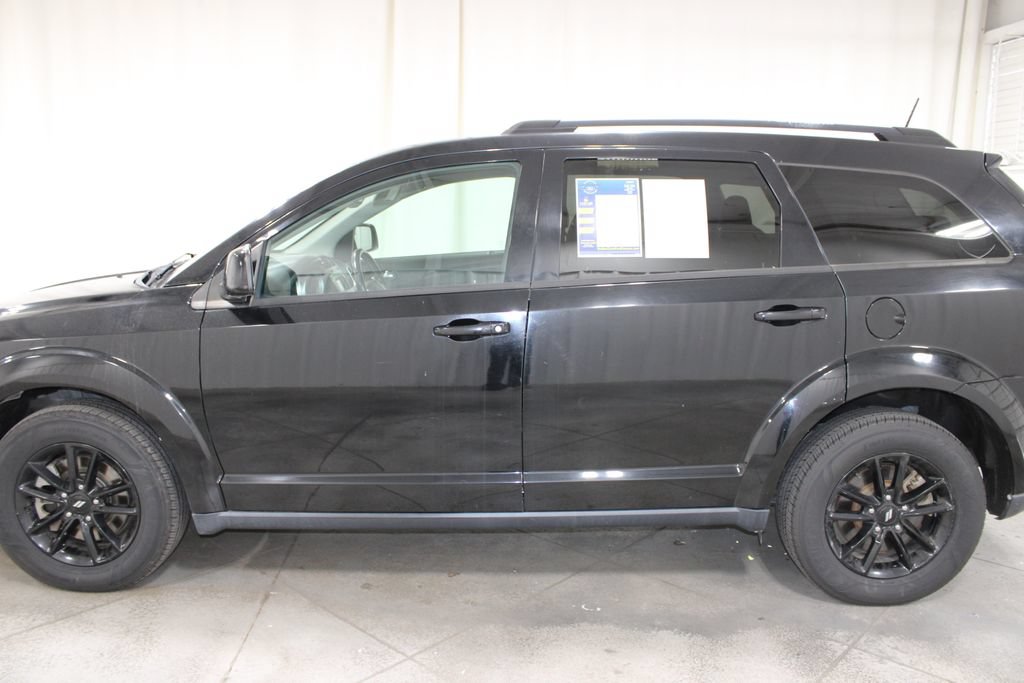 Used 2019 Dodge Journey SE w/ Connectivity Group FWD image 6