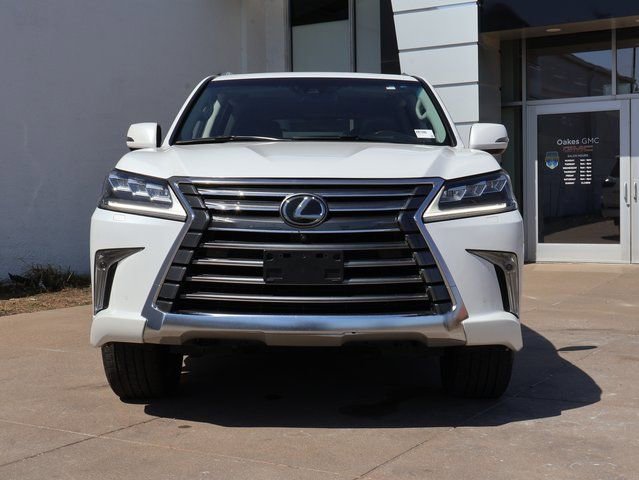 Used 2021 Lexus LX 570 4WD w/ Luxury Package image 3