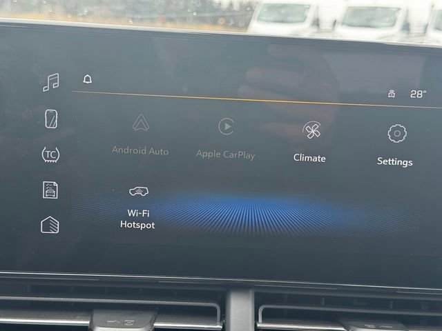 Used 2025 Chevrolet Trax LT image 32
