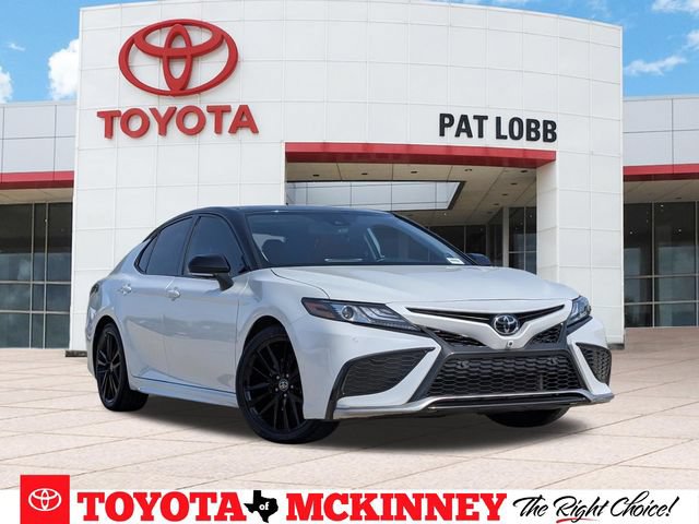 Used 2023 Toyota Camry XSE w/ Navigation Package FWD image 1