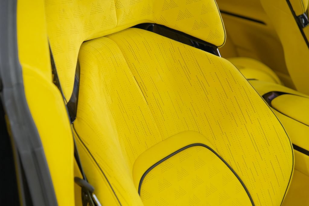 Used 2024 Ferrari Purosangue AWD/4WD image 31