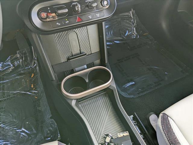 Certified 2025 MINI Cooper S image 11