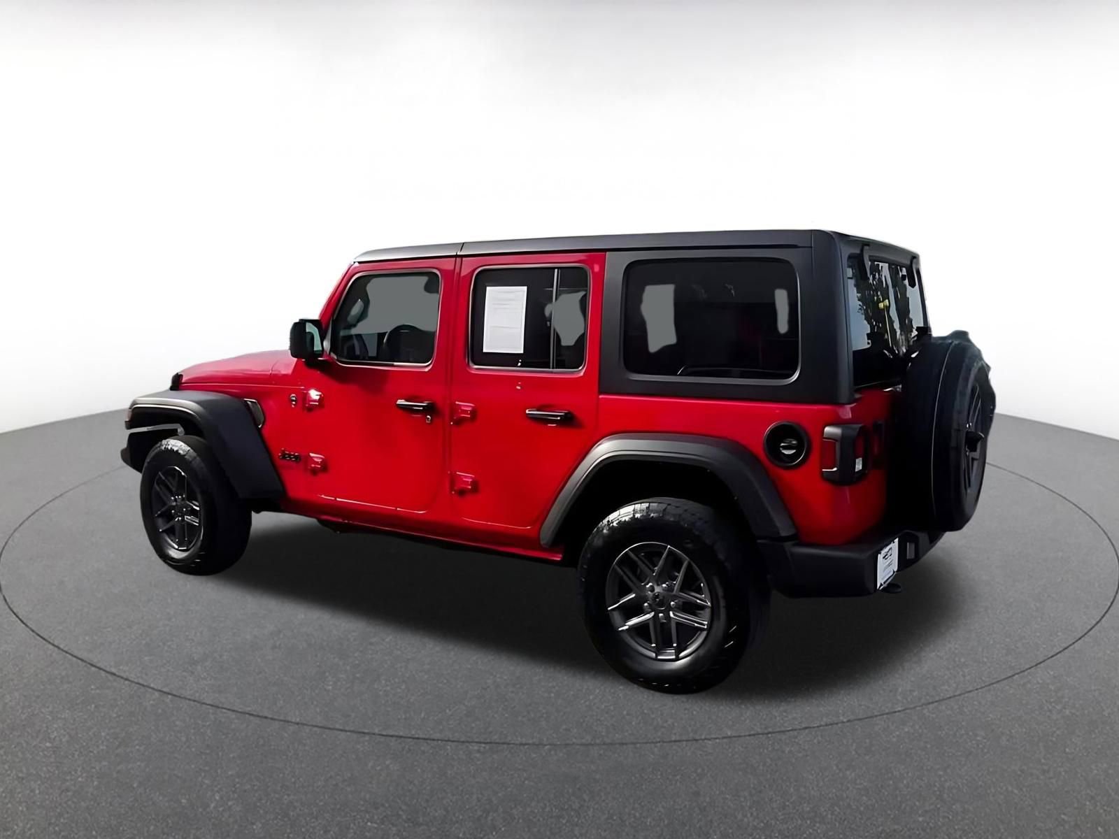 Used 2025 Jeep Wrangler Sport S image 8