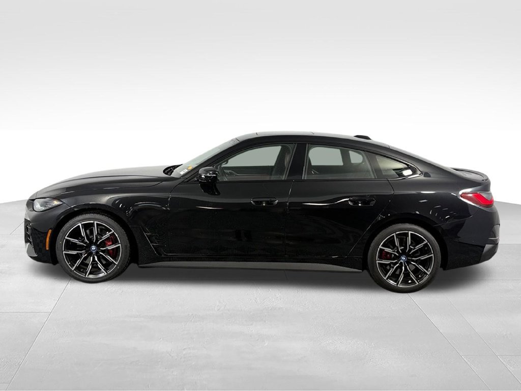 Used 2023 BMW i4 eDrive40 w/ M Sport Package RWD image 9