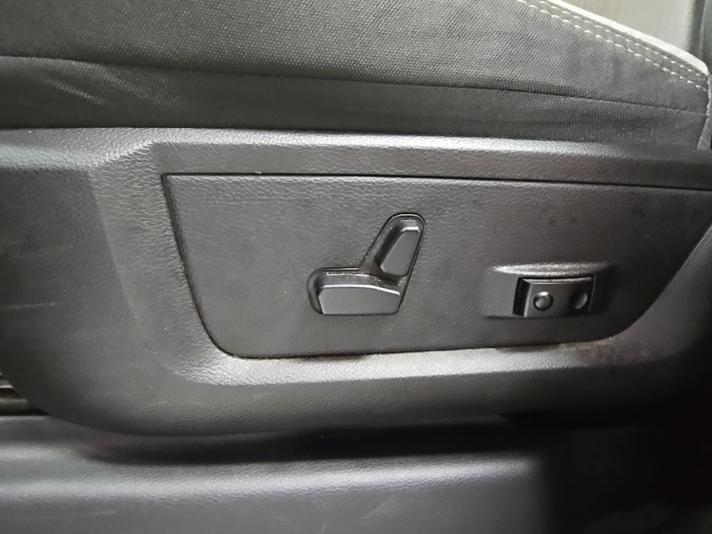 Used 2019 RAM 2500 Big Horn AWD/4WD image 30