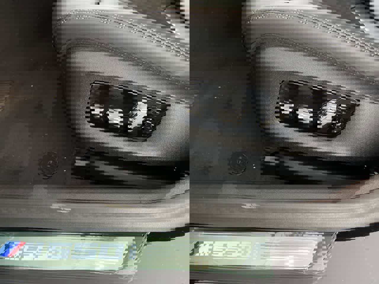 Certified 2023 BMW M550i xDrive w/ Executive Package image 10