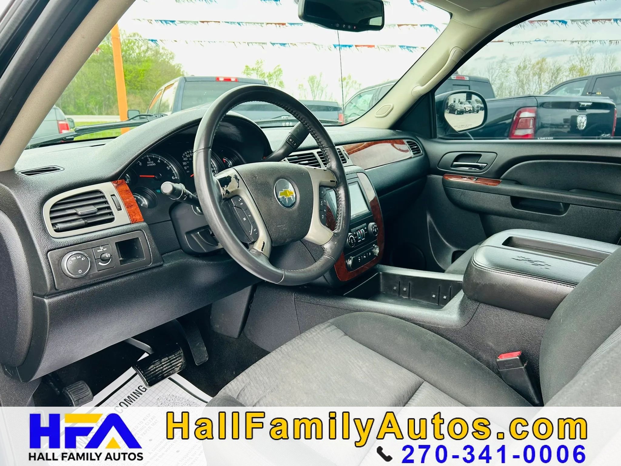 Used 2011 Chevrolet Avalanche LS w/ Convenience Package image 14