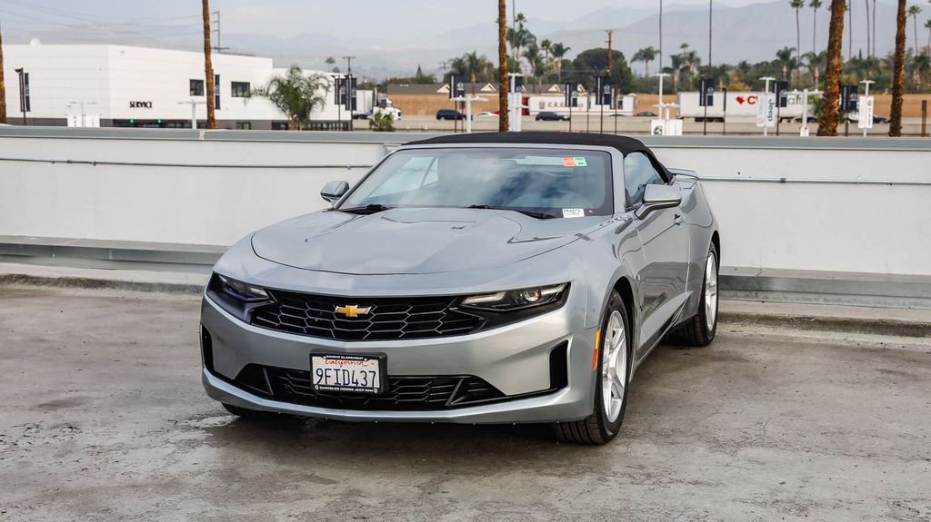 Used 2023 Chevrolet Camaro LT image 4