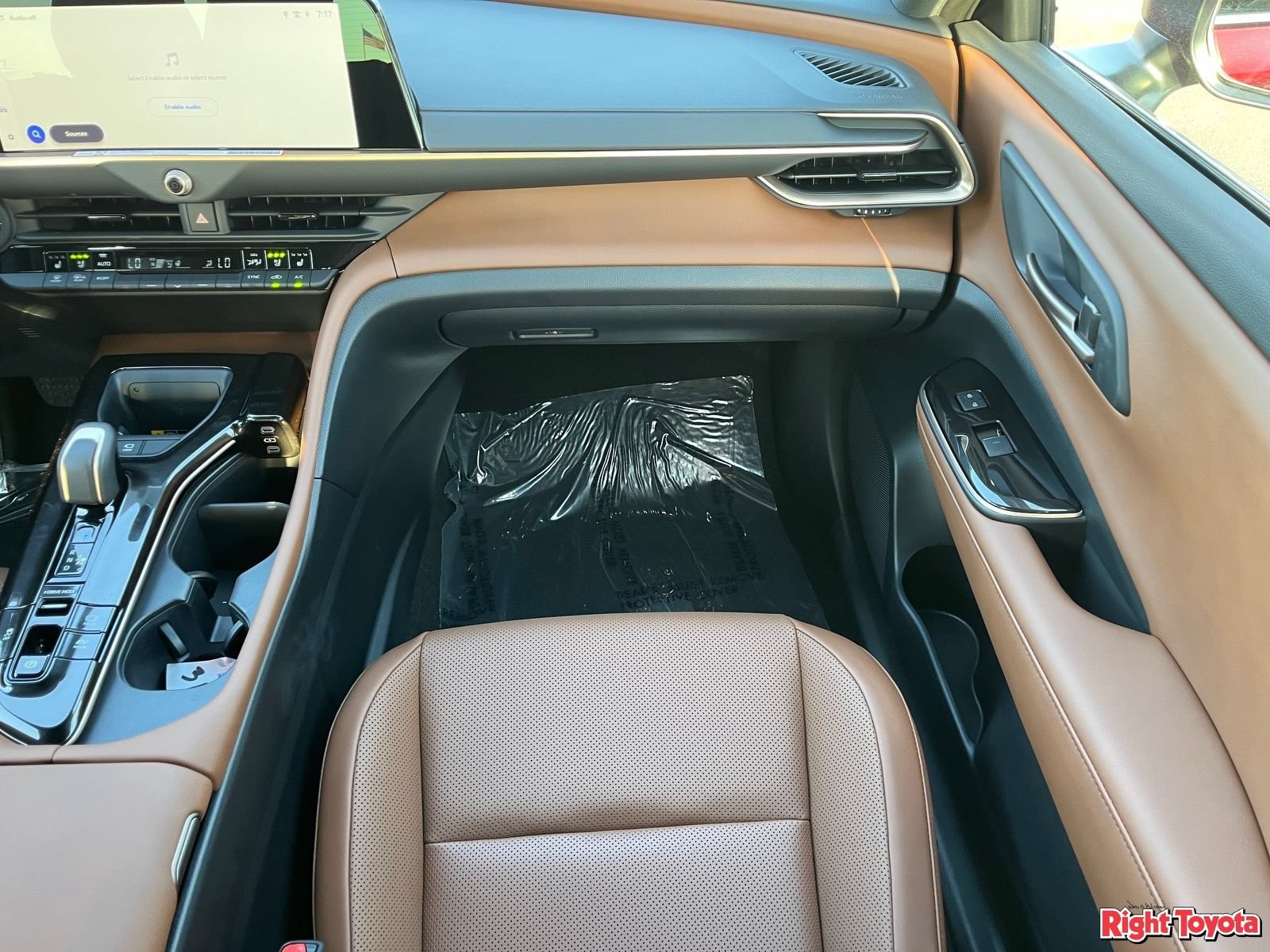 Certified 2026 Toyota Crown Signia w/ Advanced Technology Package AWD/4WD image 19